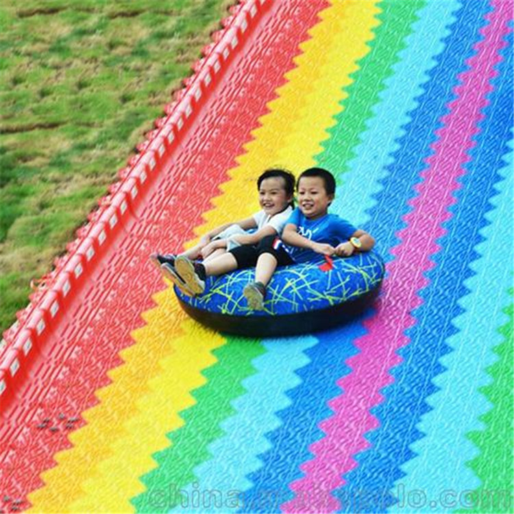 海南藏族彩虹网红滑道生产厂家